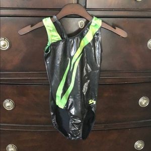 EUC GK gymnastics practice leo size adult small